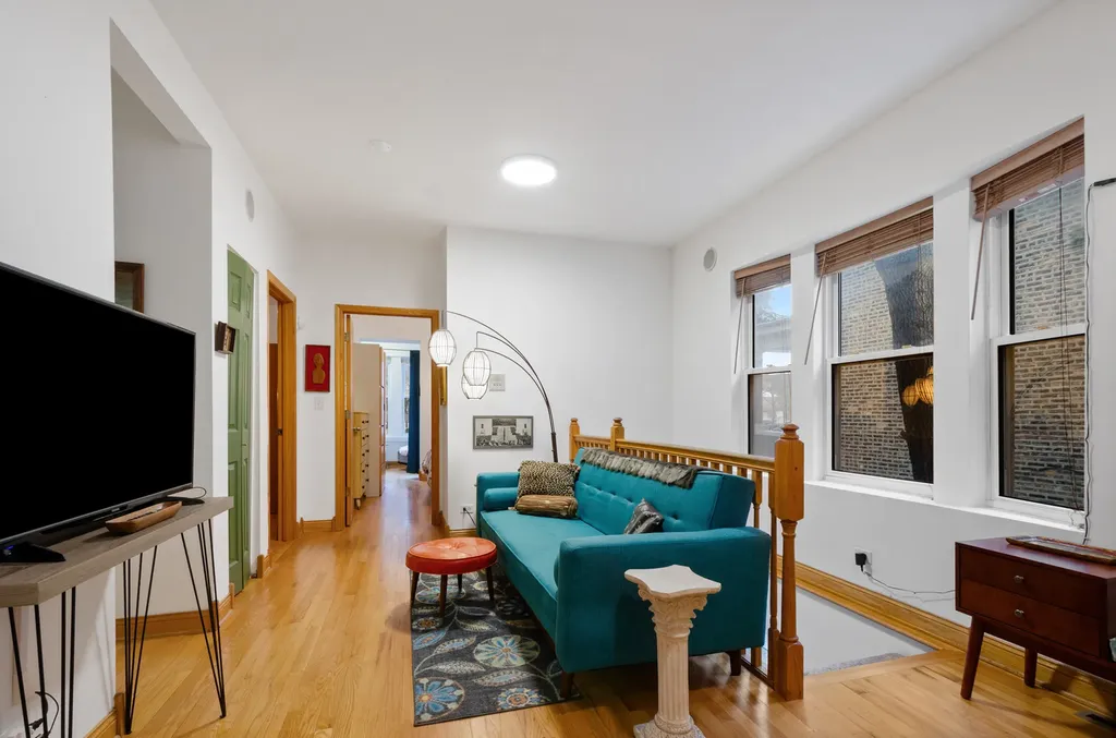 4910 North Spaulding Avenue Chicago IL 60625