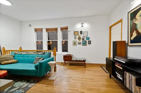 4910 North Spaulding Avenue Chicago IL 60625