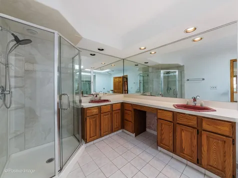 23 Squire Road Hawthorn Woods IL 60047