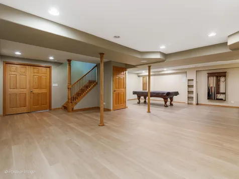 23 Squire Road Hawthorn Woods IL 60047