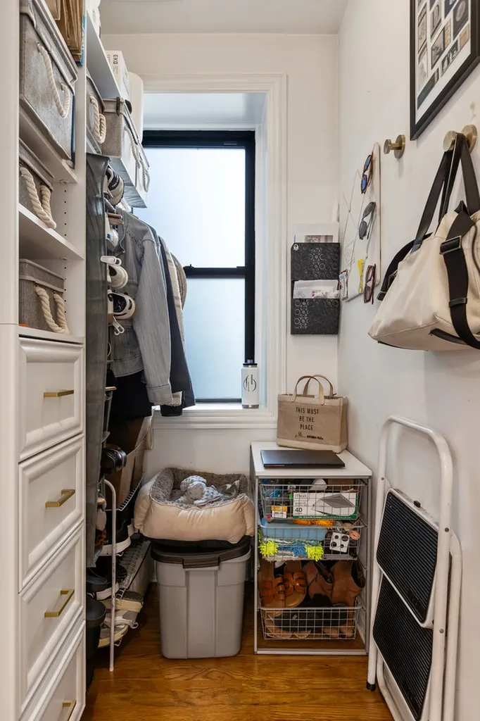 210 West Eugenie Street Chicago IL 60614