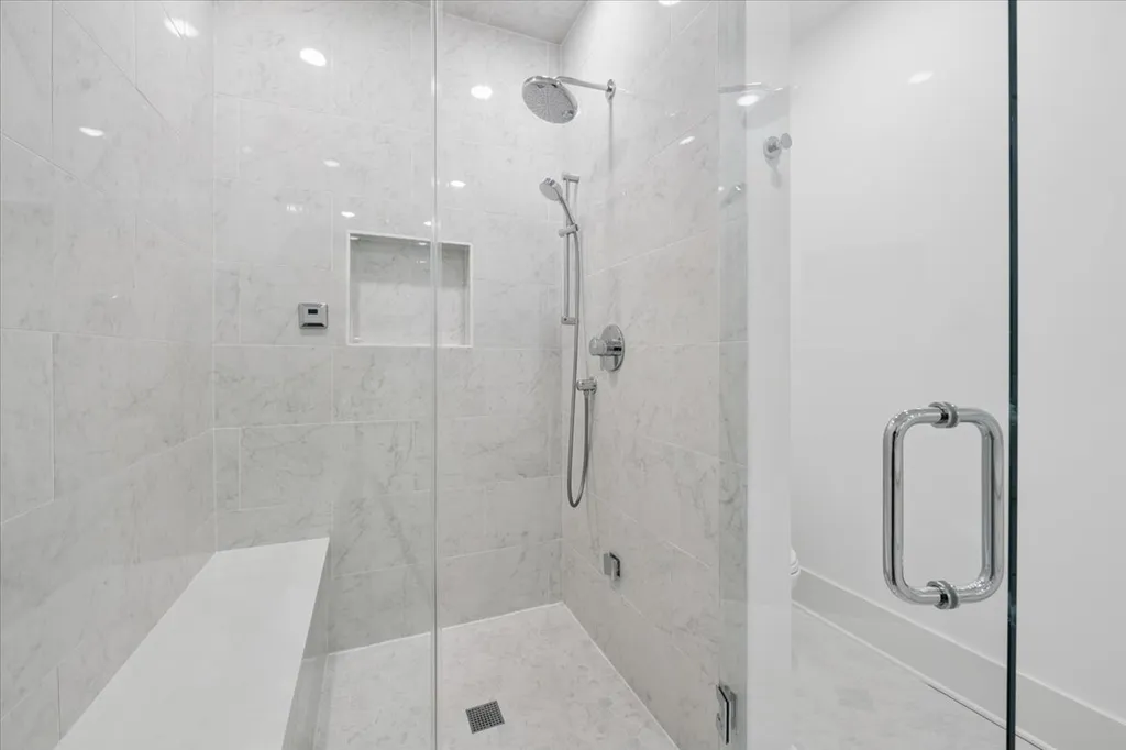3808 North Lincoln Avenue Chicago IL 60613