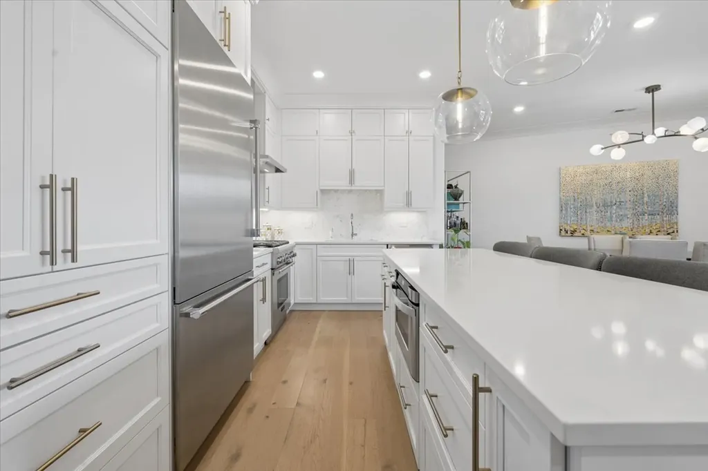 3808 North Lincoln Avenue Chicago IL 60613