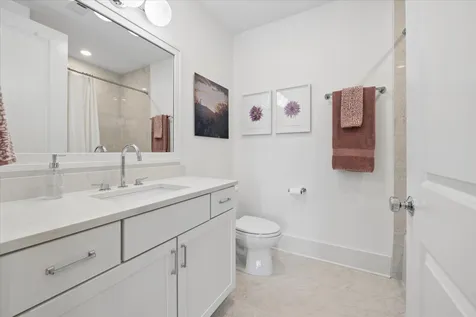 3808 North Lincoln Avenue Chicago IL 60613