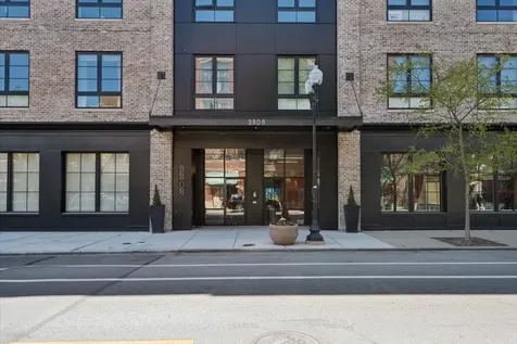 3808 North Lincoln Avenue Chicago IL 60613