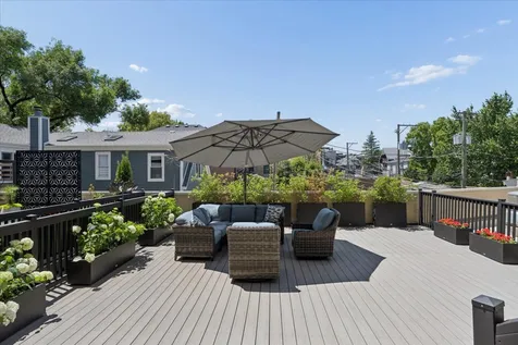 3808 North Lincoln Avenue Chicago IL 60613