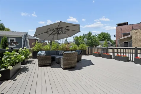 3808 North Lincoln Avenue Chicago IL 60613