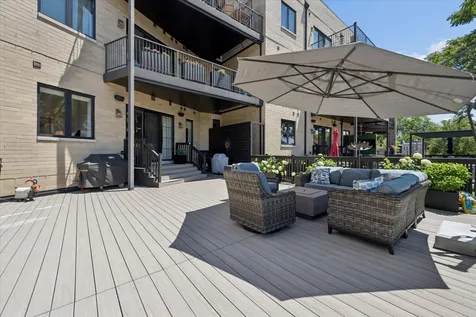 3808 North Lincoln Avenue Chicago IL 60613