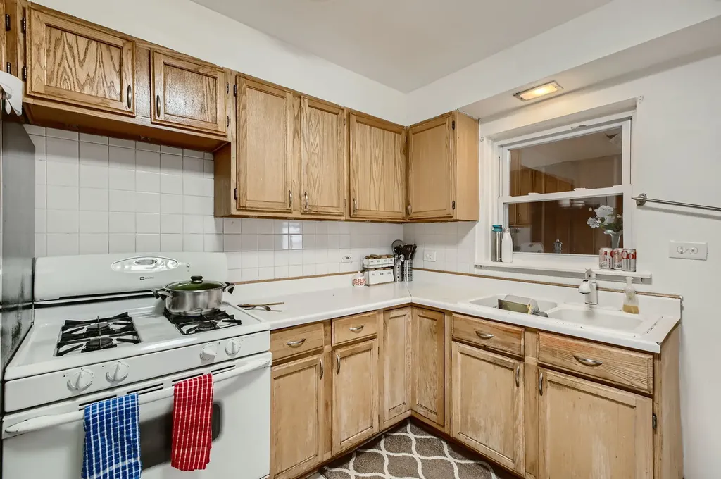 9043 Skokie Boulevard Skokie IL 60077