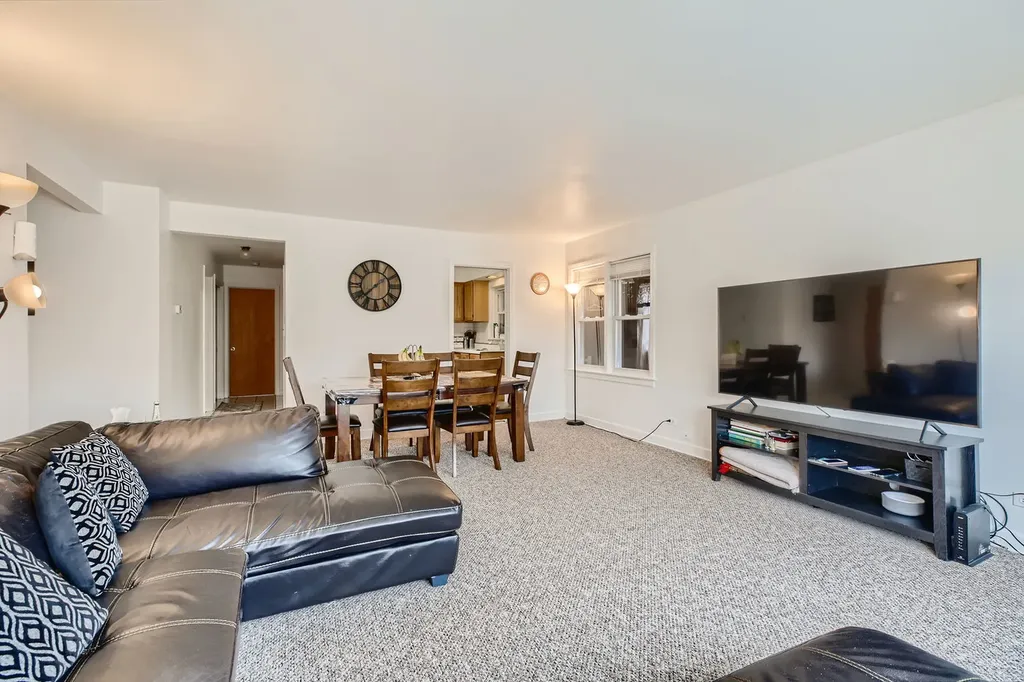 9043 Skokie Boulevard Skokie IL 60077