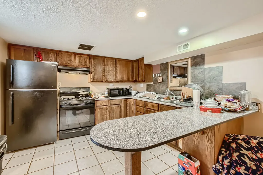 9043 Skokie Boulevard Skokie IL 60077
