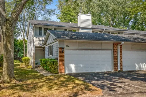 834 Swallow Street Deerfield IL 60015