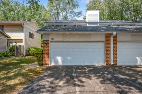 834 Swallow Street Deerfield IL 60015
