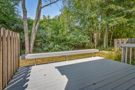 834 Swallow Street Deerfield IL 60015