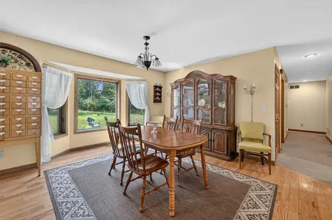 337 North Wild Cherry Drive Dixon IL 61021