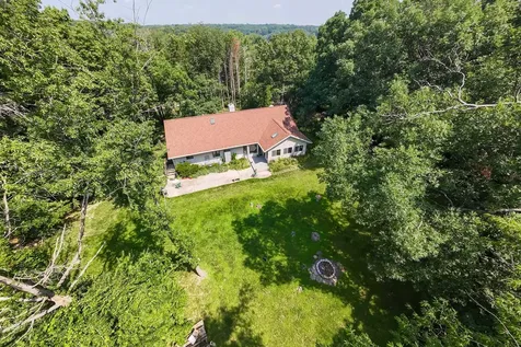 337 North Wild Cherry Drive Dixon IL 61021