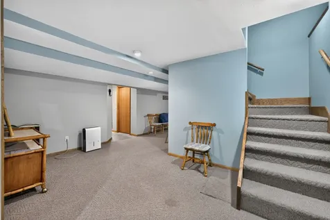 337 North Wild Cherry Drive Dixon IL 61021