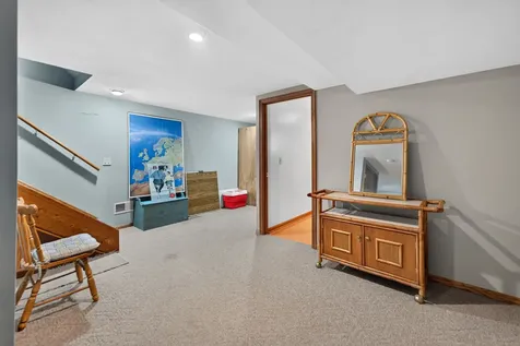 337 North Wild Cherry Drive Dixon IL 61021