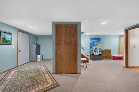 337 North Wild Cherry Drive Dixon IL 61021