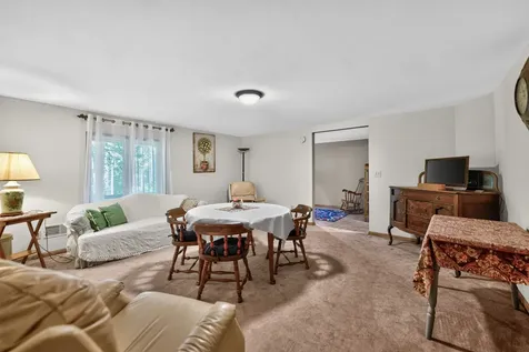 337 North Wild Cherry Drive Dixon IL 61021