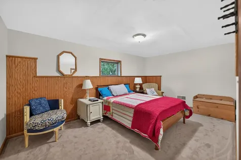 337 North Wild Cherry Drive Dixon IL 61021