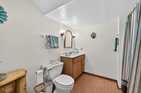 337 North Wild Cherry Drive Dixon IL 61021