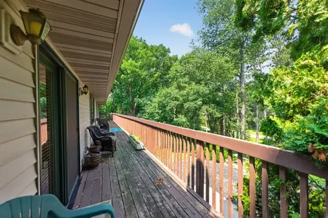 337 North Wild Cherry Drive Dixon IL 61021