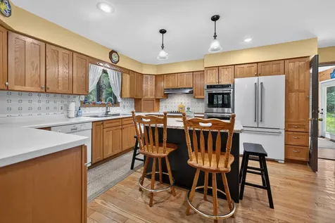 337 North Wild Cherry Drive Dixon IL 61021
