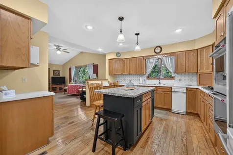 337 North Wild Cherry Drive Dixon IL 61021