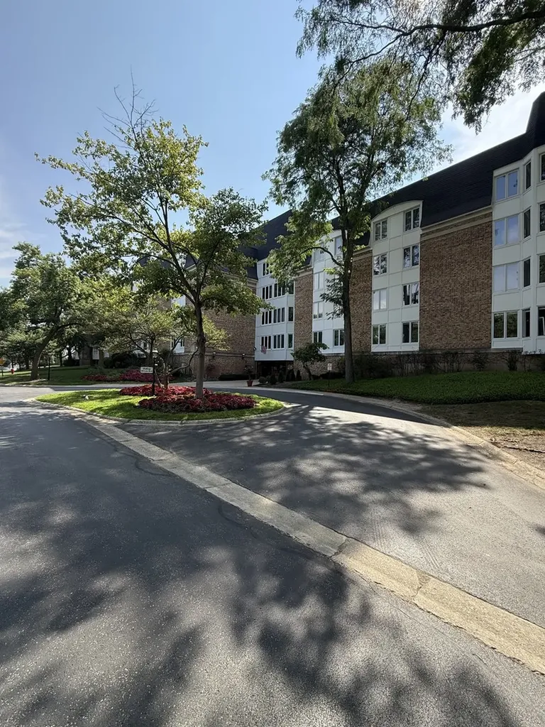 150 Lake Boulevard Buffalo Grove IL 60089