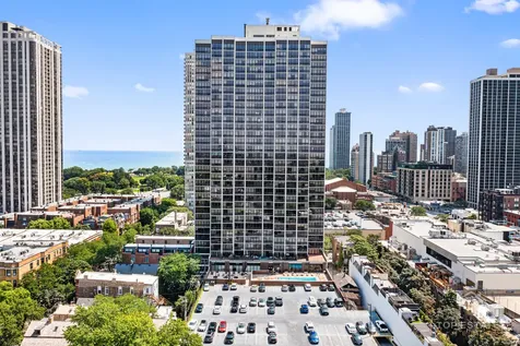 1636 North Wells Street Chicago IL 60614