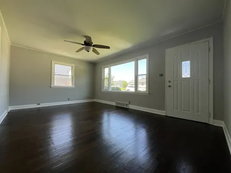125 Riverside Drive Montgomery IL 60538