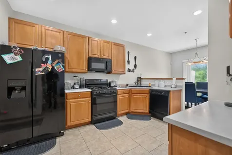 949 Tanager Court Glen Ellyn IL 60137