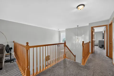 949 Tanager Court Glen Ellyn IL 60137