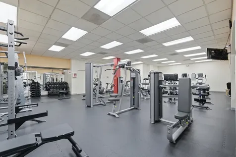 3200 North Lake Shore Drive Chicago IL 60657