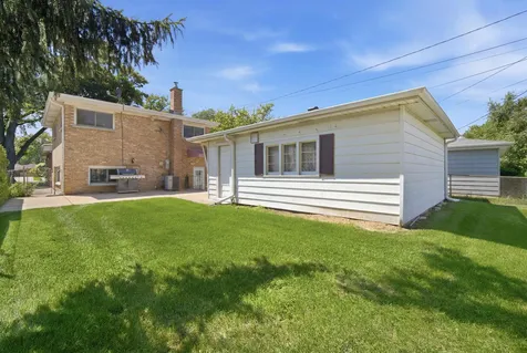 8939 Mango Avenue Morton Grove IL 60053