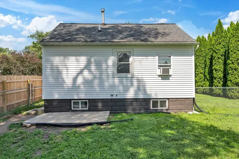 3224 40TH Street Moline IL 61265