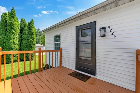 3224 40TH Street Moline IL 61265