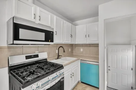 3224 40TH Street Moline IL 61265
