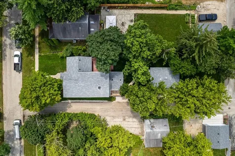818 Bach Street Northbrook IL 60062
