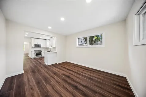 818 Bach Street Northbrook IL 60062