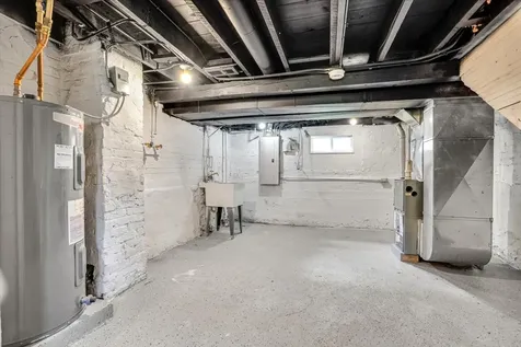 1428 Victoria Avenue North Chicago IL 60064