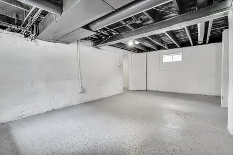 1428 Victoria Avenue North Chicago IL 60064