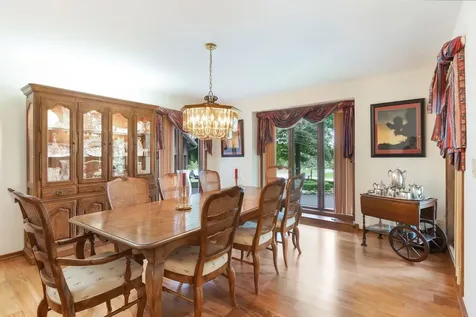 25546 Cayuga Trail Lake Barrington IL 60010