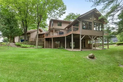 25546 Cayuga Trail Lake Barrington IL 60010