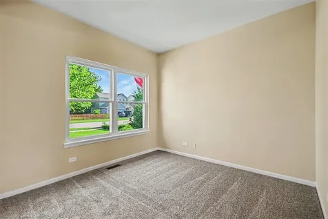 1057 Rosefield Lane Aurora IL 60504