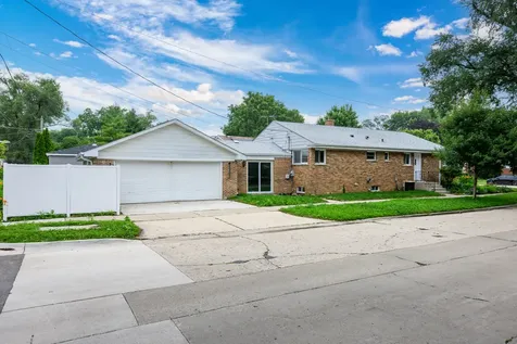 8500 Lawndale Avenue Skokie IL 60076