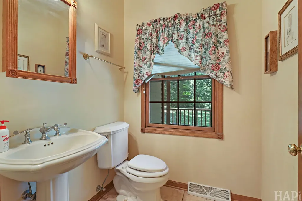 26268 West Springwell Avenue Antioch IL 60002