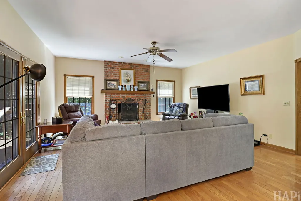 26268 West Springwell Avenue Antioch IL 60002