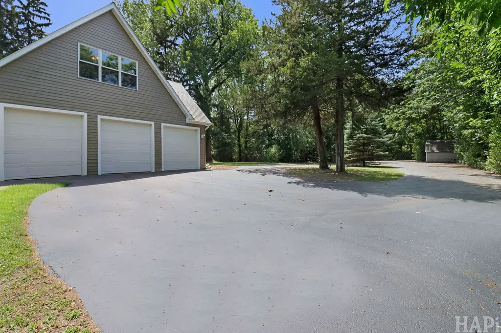 26268 West Springwell Avenue Antioch IL 60002